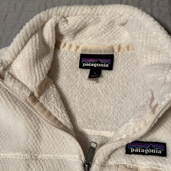 SOLD Patagonia fleece vest - Picture 2 of 2